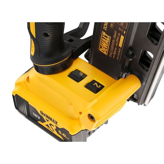 Dewalt DCN692P2 Cordless XR 2-Speed First Fix Nailer 90mm 18V 2 x 5.0Ah Li-ion